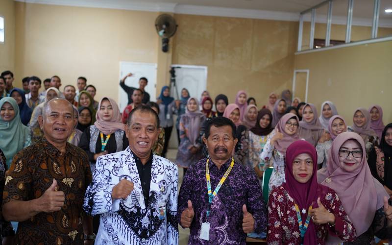 Workshop "Loyalitas Integritas Pendidik dan Tenaga Kependidikan" Bersama  Dr. Ahadi Setiawan, M.Pd (Ketua YPLP Kab. Kudus)