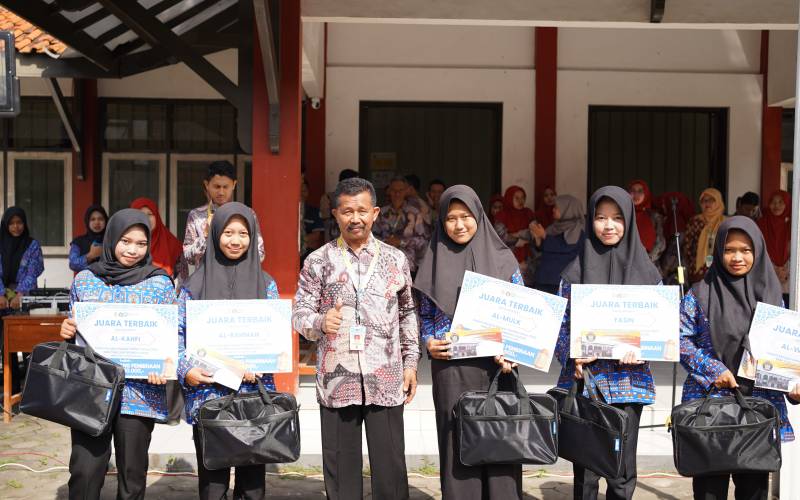 Juara Terbaik Gebyar Tahfidz Tahun 2026 SMK PGRI 2 Kaliwungu Kudus